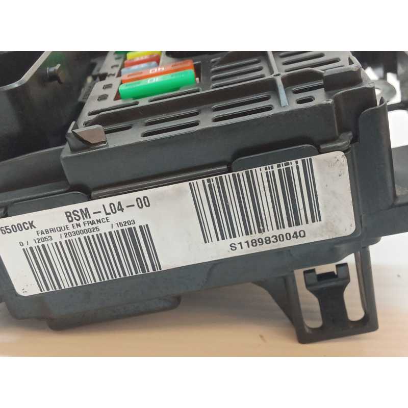Recambio de caja reles / fusibles para peugeot 307 (3a/c) 1.6 16v referencia OEM IAM S118983004Q 6500CK BSML0400 - Plata 2