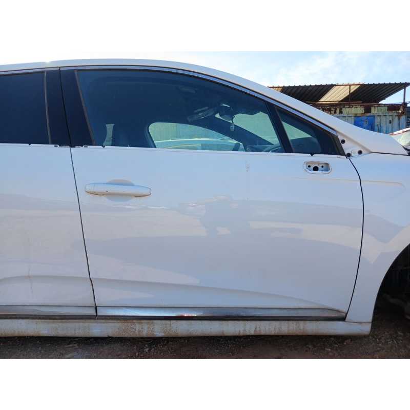Recambio de puerta delantera derecha para renault clio v equilibre referencia OEM IAM   