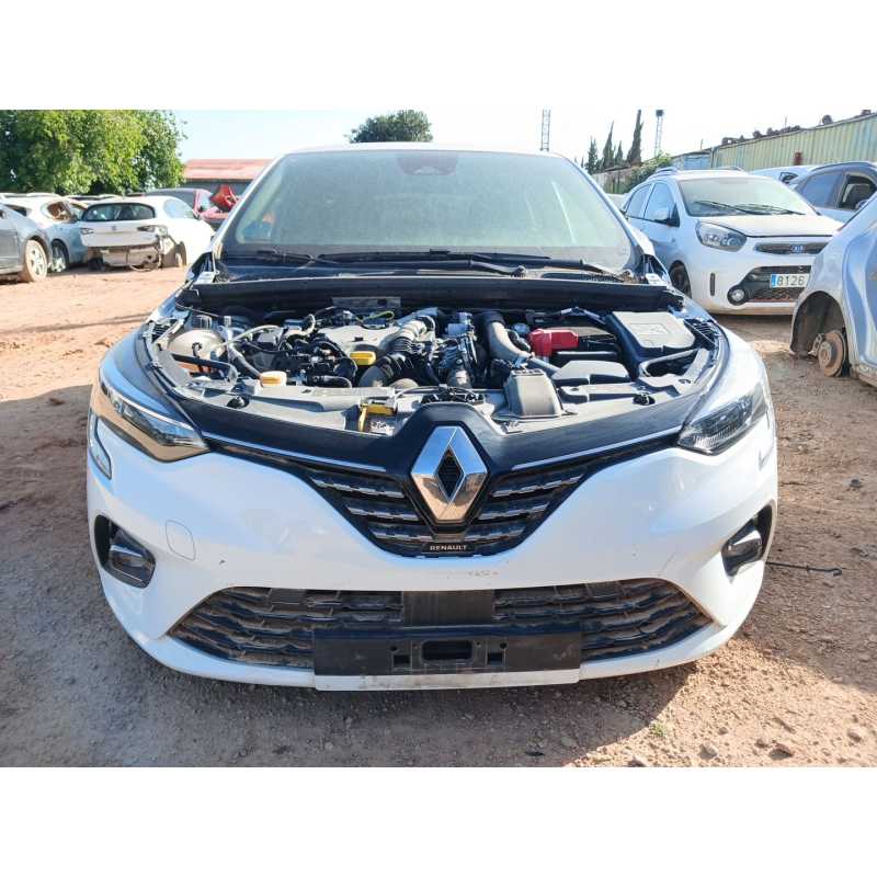renault clio v del año 2023