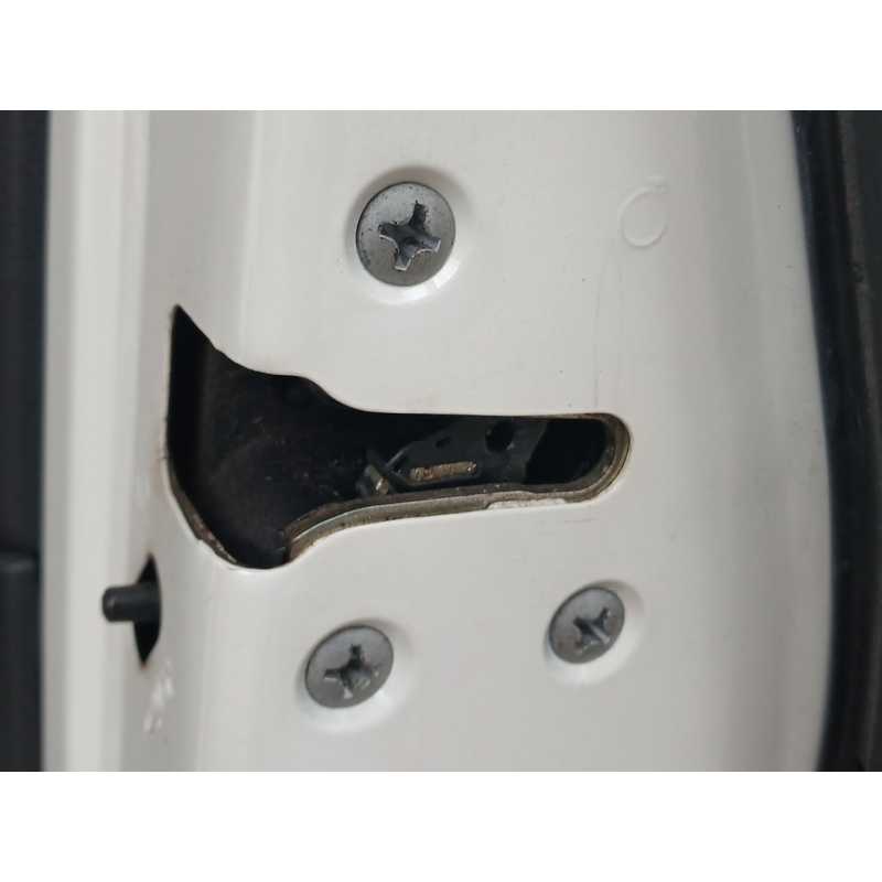 Recambio de cerradura puerta trasera derecha para nissan qashqai i (j10, nj10) 2.0 dci referencia OEM IAM   