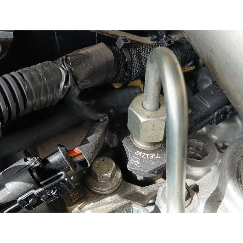 Recambio de inyector para nissan qashqai i (j10, nj10) 2.0 dci referencia OEM IAM 0445115084  
