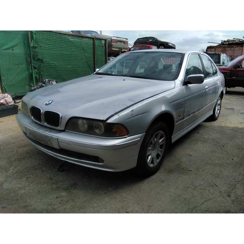bmw serie 5 berlina (e39) del año 2001