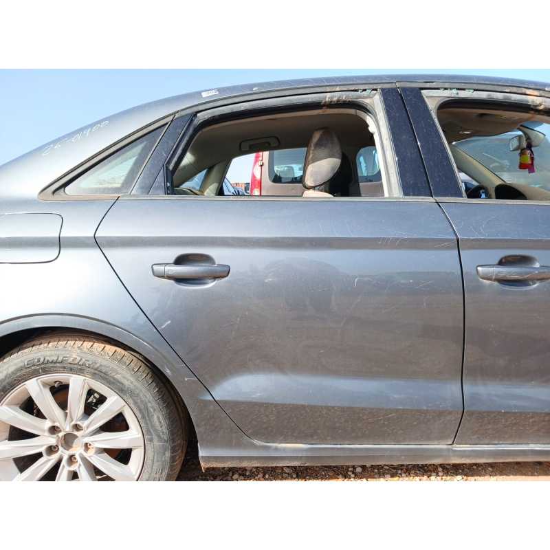 Recambio de puerta trasera derecha para audi a3 limousine (8vs, 8vm) 1.6 tdi referencia OEM IAM   