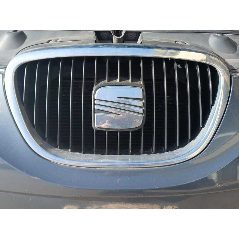Recambio de rejilla delantera para seat leon (1p1) 1.9 tdi referencia OEM IAM   