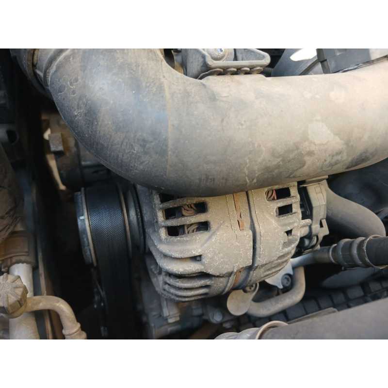 Recambio de alternador para seat leon (1p1) 1.9 tdi referencia OEM IAM 06F903023F  