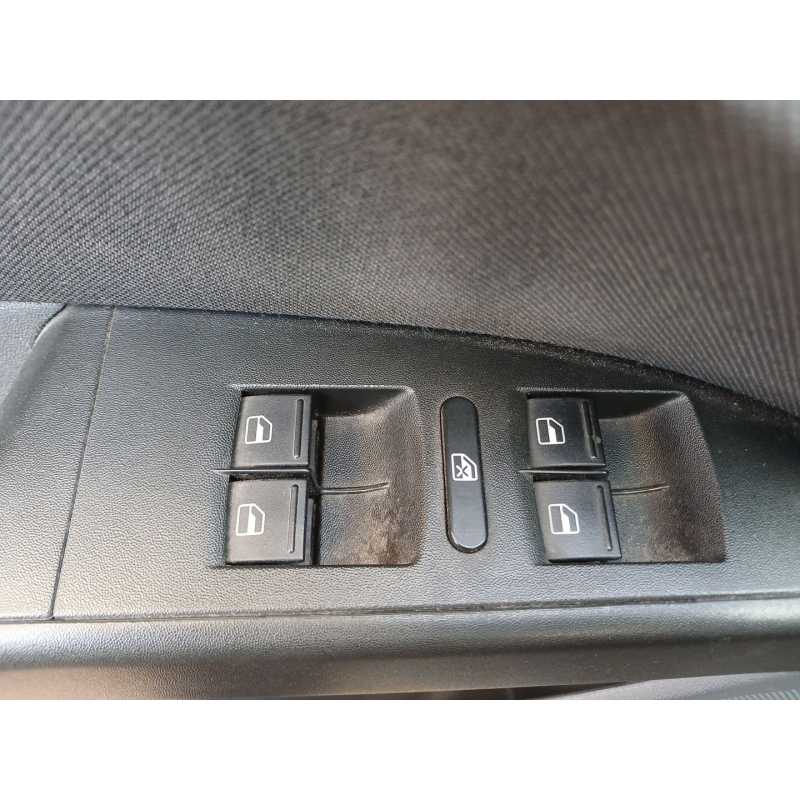 Recambio de mando elevalunas delantero izquierdo para seat leon (1p1) 1.9 tdi referencia OEM IAM   