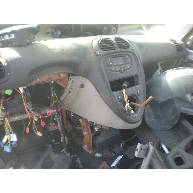 citroën xsara picasso del año 2000