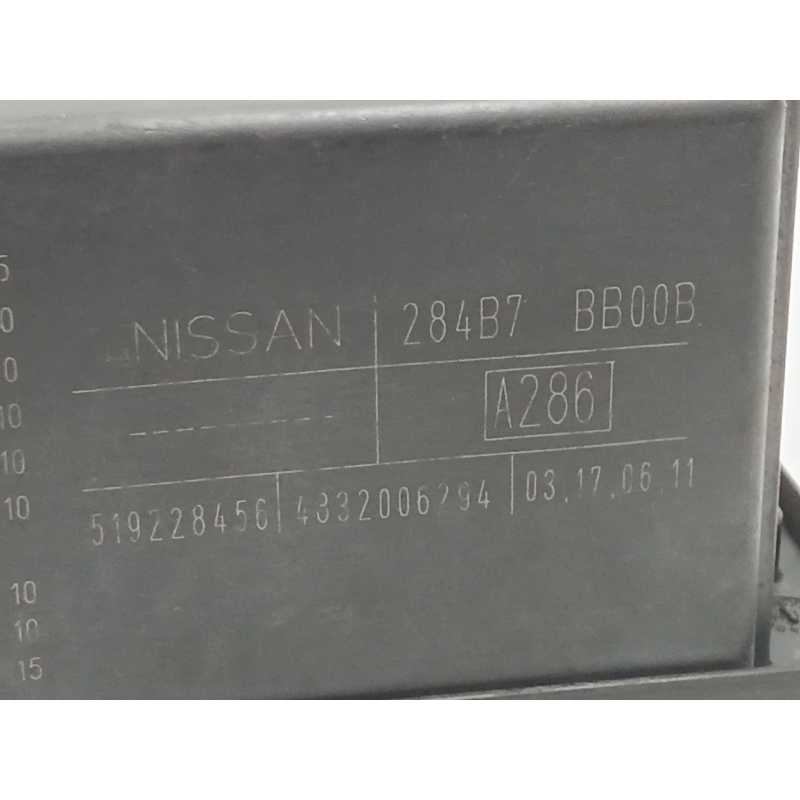 Recambio de caja reles / fusibles para nissan qashqai i (j10, nj10) 2.0 dci referencia OEM IAM 284B7BB00B - Blanco 2