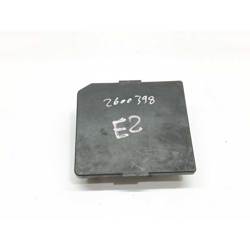 Recambio de caja reles / fusibles para nissan qashqai i (j10, nj10) 2.0 dci referencia OEM IAM 284B7BB00B - Blanco 3