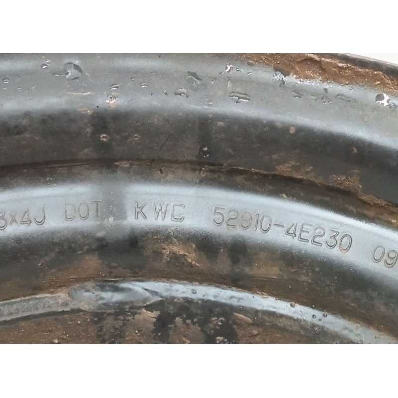 Recambio de llanta para kia k - serie 2700 / 2500 caja abierta referencia OEM IAM 529104E230 - Blanco 2