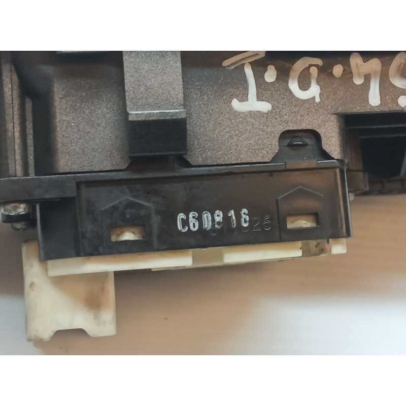 Recambio de mando elevalunas delantero izquierdo para kia k - serie 2700 / 2500 caja abierta referencia OEM IAM C60816 935704E00 - Blanco 2