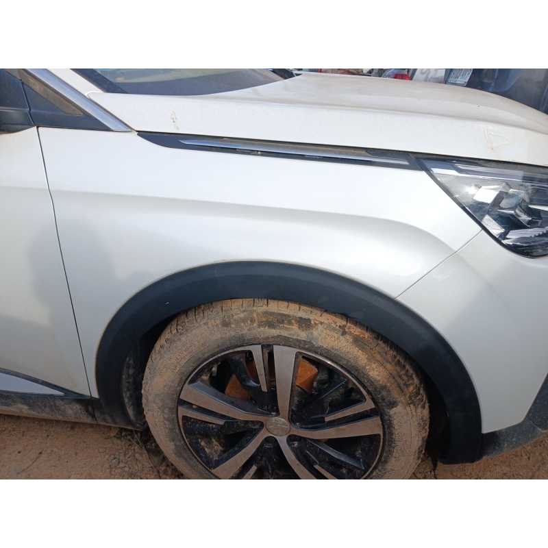 Recambio de aleta delantera derecha para peugeot 5008 allure referencia OEM IAM   