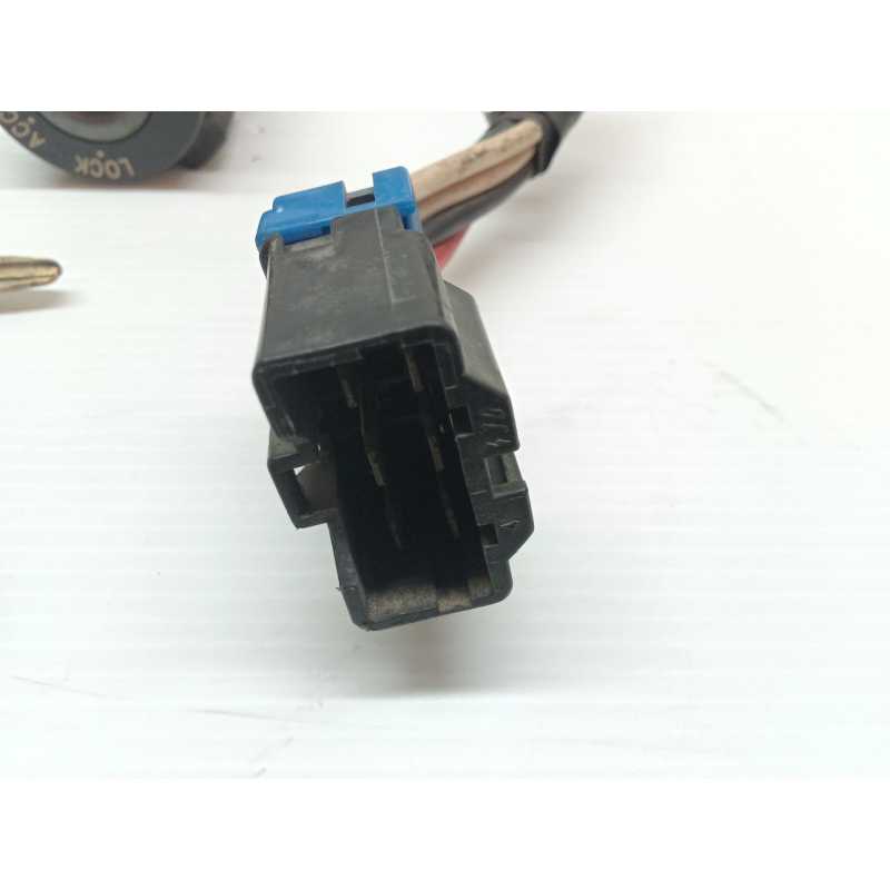 Recambio de antirrobo / llave contacto para kia pride 1.3 cat referencia OEM IAM - Gris 2