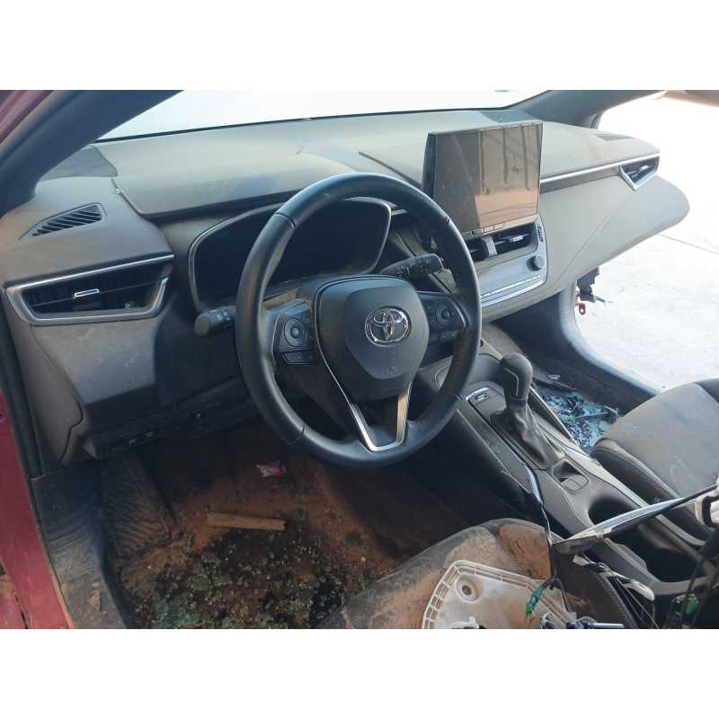 toyota corolla (e21) del año 2024