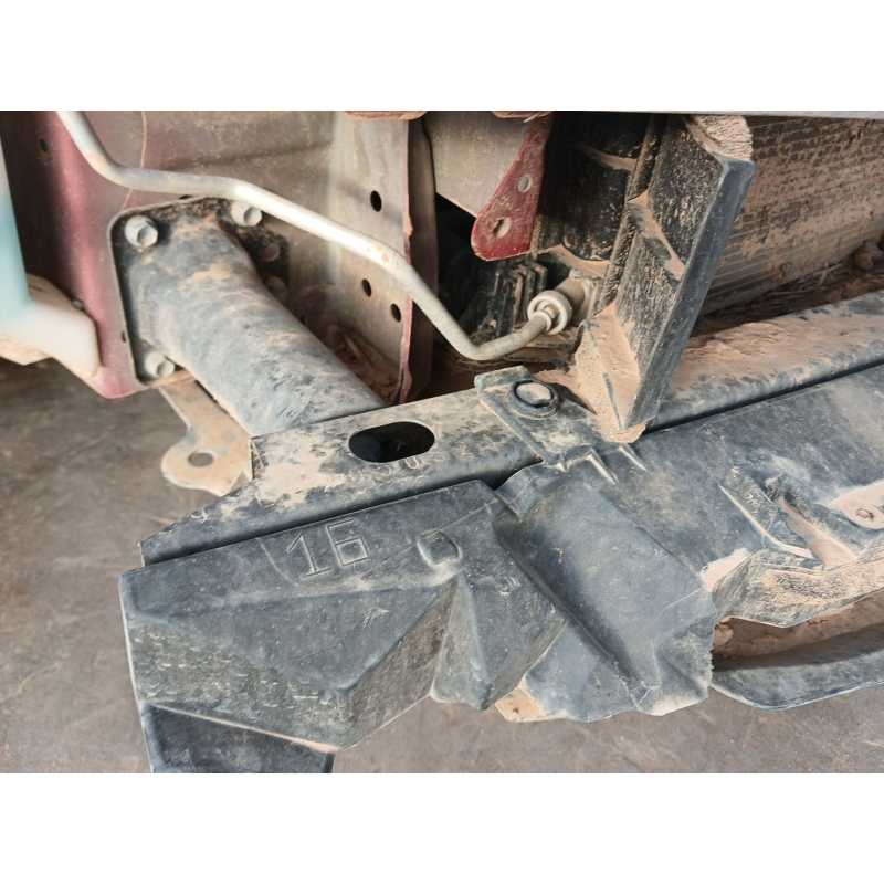 Recambio de refuerzo paragolpes delantero para toyota corolla (e21) hybrid style referencia OEM IAM   