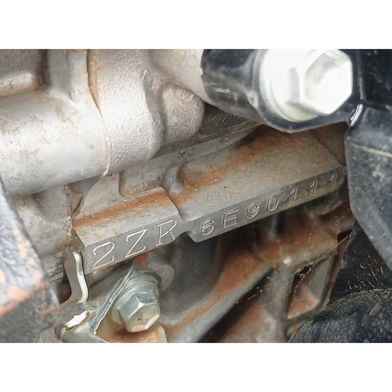 Recambio de motor completo para toyota corolla ranchera familiar (_e21_) 1.8 hybrid (zwe211) referencia OEM IAM 2ZR 2ZRFXE - Rojo 2
