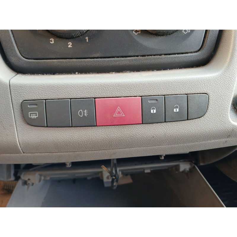 Recambio de warning para peugeot boxer furgoneta 2.2 hdi 100 referencia OEM IAM   
