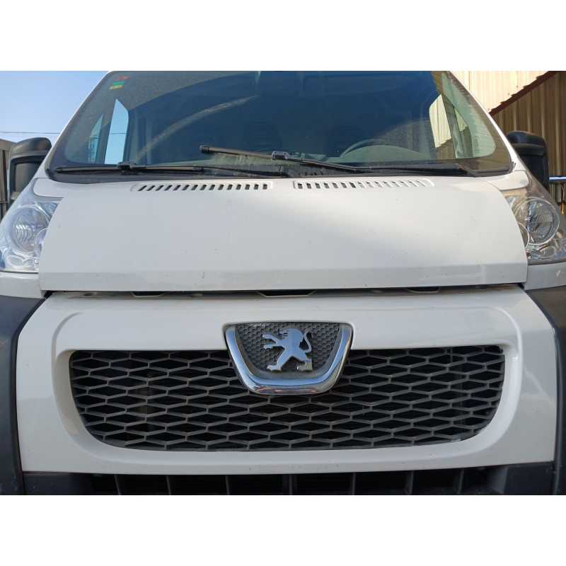 Recambio de rejilla delantera para peugeot boxer furgoneta 2.2 hdi 100 referencia OEM IAM - Blanco 3