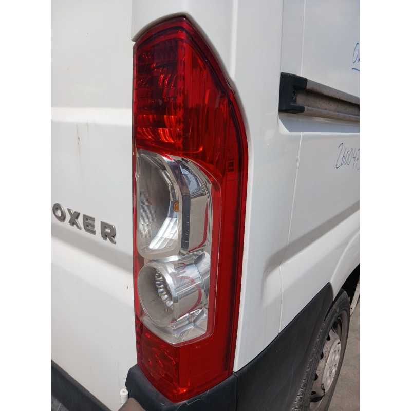 Recambio de piloto trasero derecho para peugeot boxer furgoneta 2.2 hdi 100 referencia OEM IAM - Blanco 2