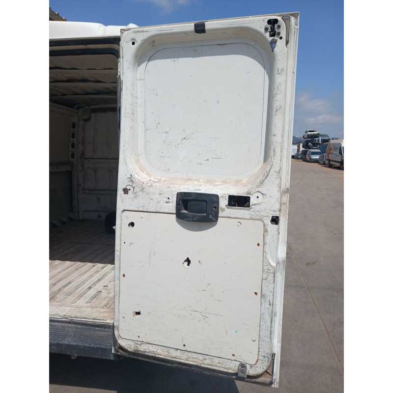Recambio de puerta trasera derecha para peugeot boxer furgoneta 2.2 hdi 100 referencia OEM IAM - Blanco 2