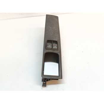 MANDO ELEVALUNAS DELANTERO IZQUIERDO B569 A739 
