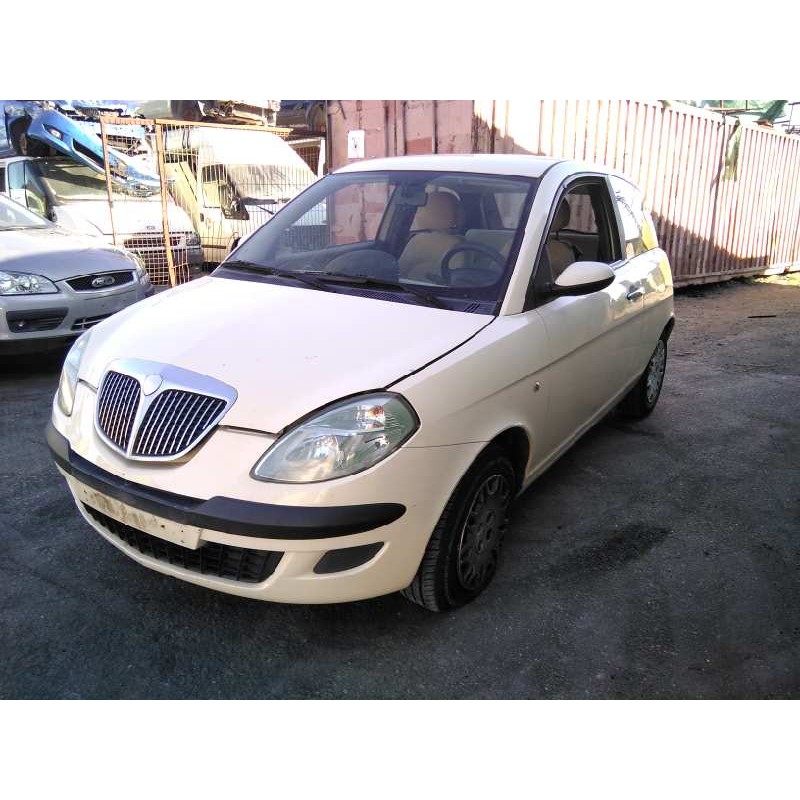 lancia ypsilon (101) del año 2006