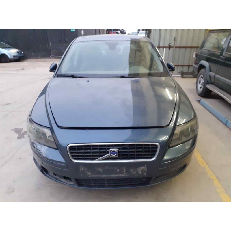 volvo s40 berlina del año 2006