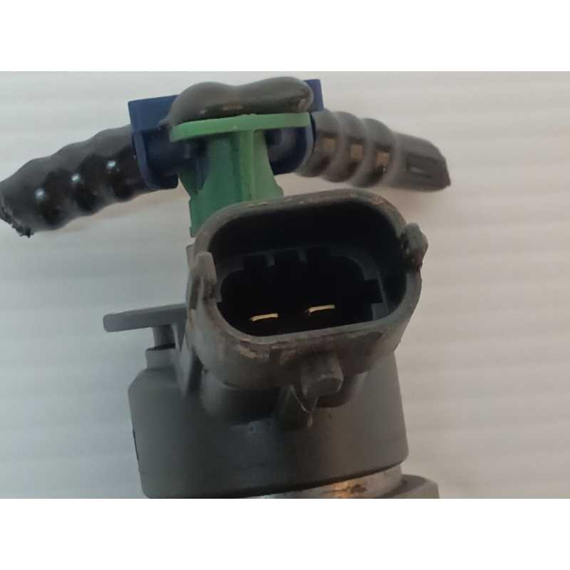 Recambio de inyector para peugeot 308 sw ii (lc_, lj_, lr_, lx_, l4_) 1.6 bluehdi 120 referencia OEM IAM 0445110566 - Gris 3
