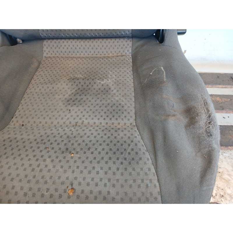 Recambio de asiento delantero izquierdo para nissan cabstar 09.06 referencia OEM IAM - Blanco 4