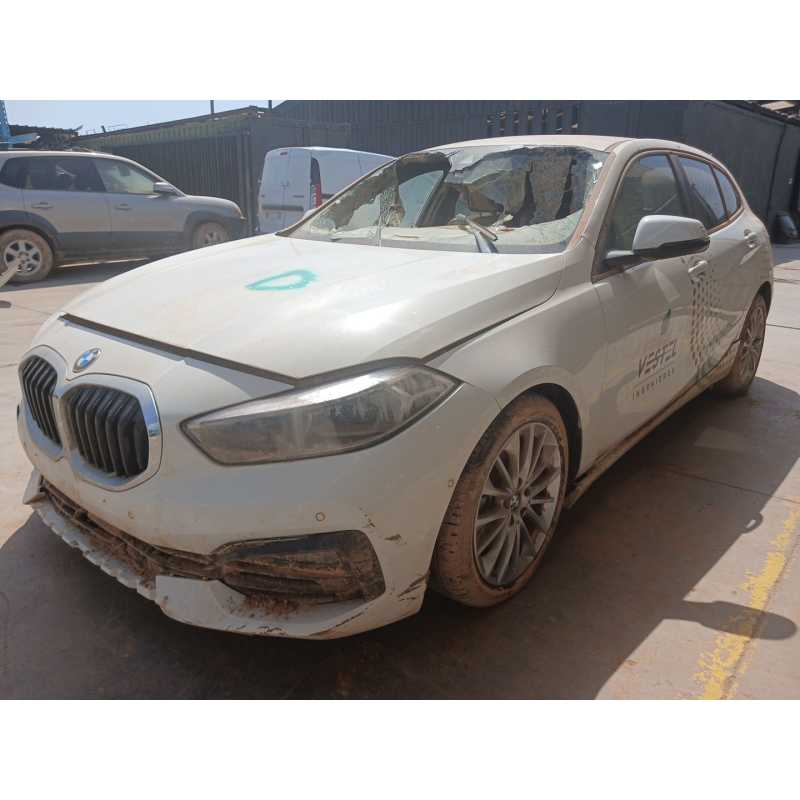 bmw serie 1 lim. (f40) del año 2023