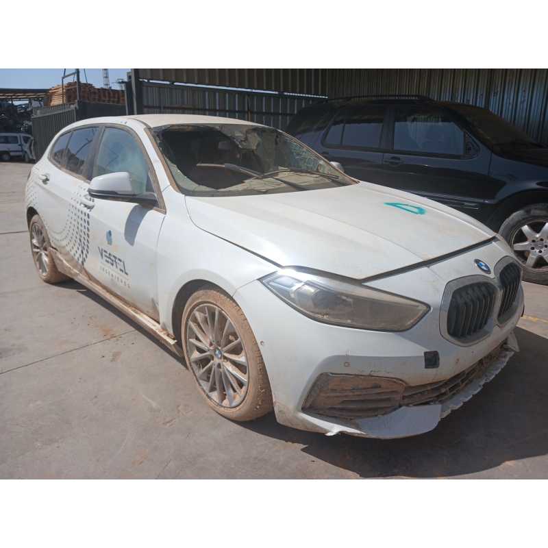 bmw serie 1 lim. (f40) del año 2023