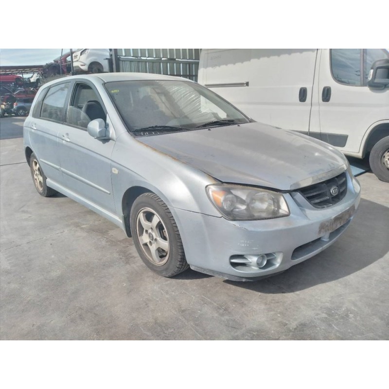kia cerato del año 2005