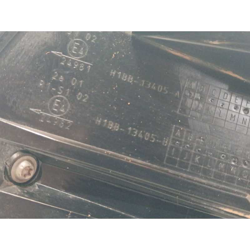 Recambio de piloto trasero izquierdo para ford fiesta vii (hj, hf) 1.0 ecoboost referencia OEM IAM H1BB13405A 2