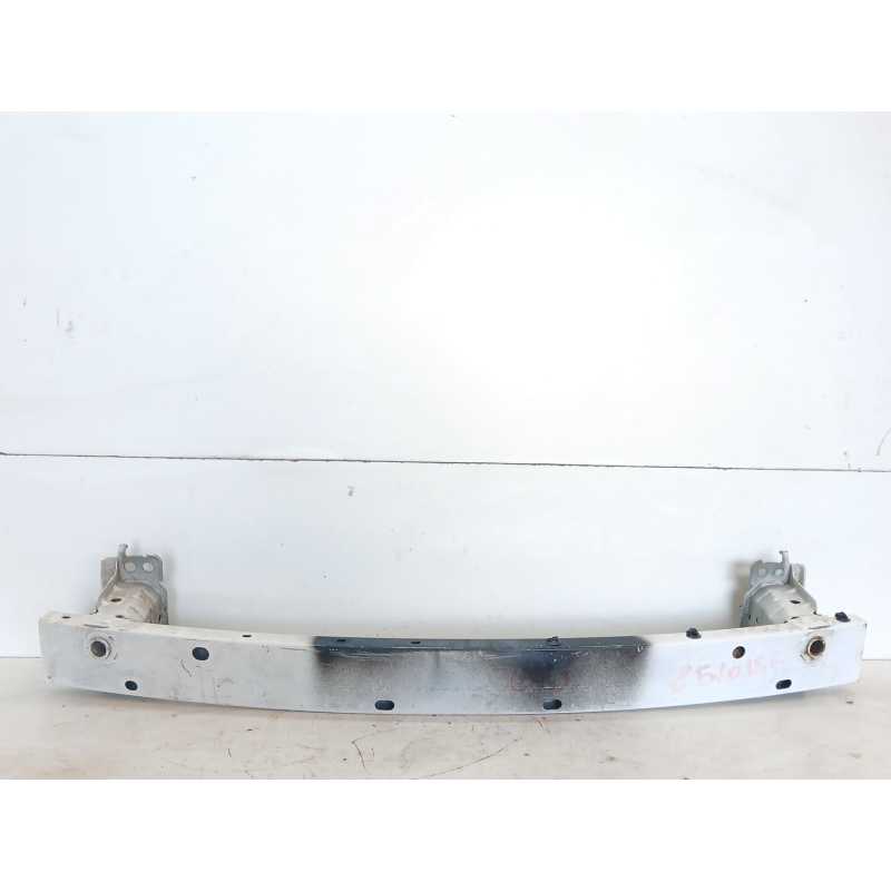 Recambio de refuerzo paragolpes delantero para toyota auris hybrid active referencia OEM IAM 5202102230  