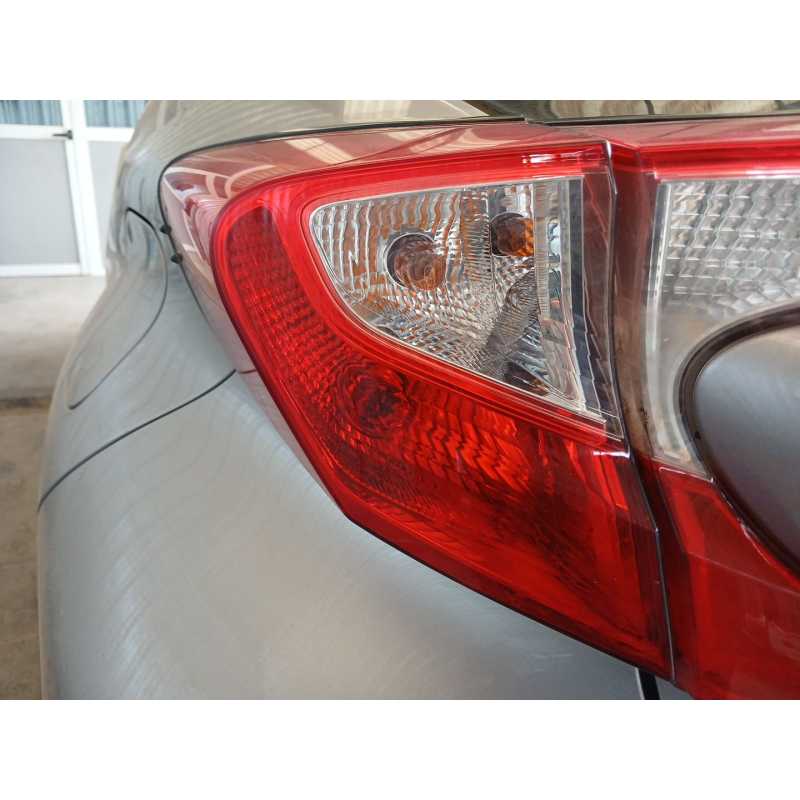 Recambio de piloto trasero izquierdo para toyota c-hr hybrid active referencia OEM IAM   