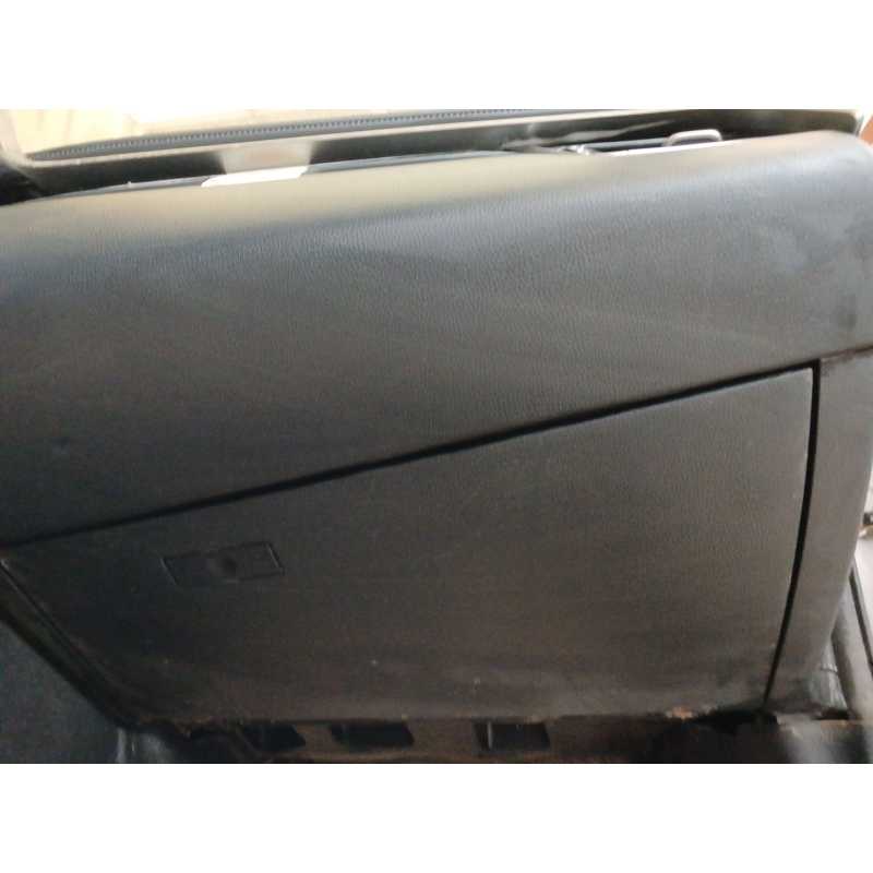 Recambio de guantera para toyota c-hr hybrid active referencia OEM IAM   