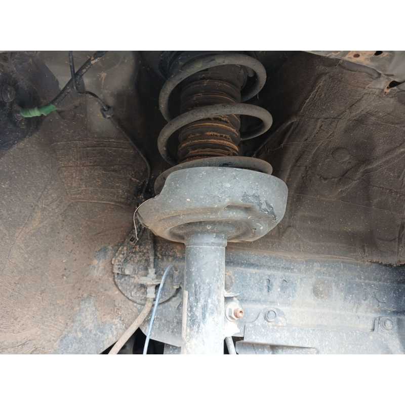 Recambio de amortiguador delantero derecho para toyota c-hr hybrid active referencia OEM IAM   