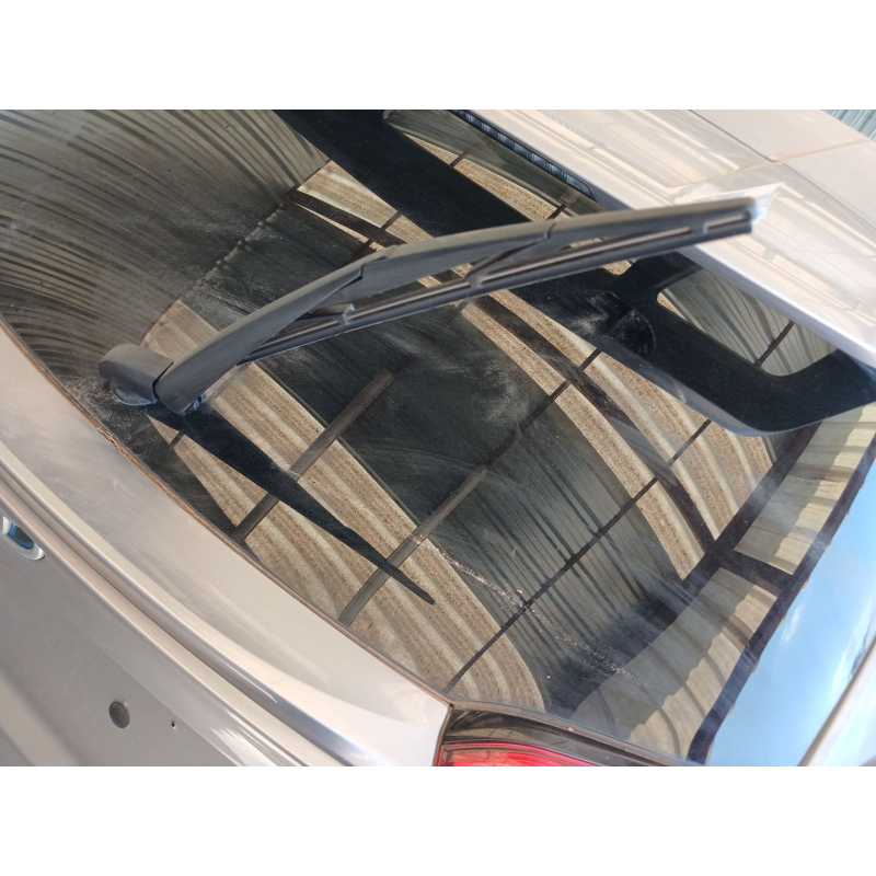 Recambio de brazo limpia trasero para toyota c-hr hybrid active referencia OEM IAM - Gris 2