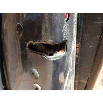 CERRADURA PUERTA TRASERA IZQUIERDA 