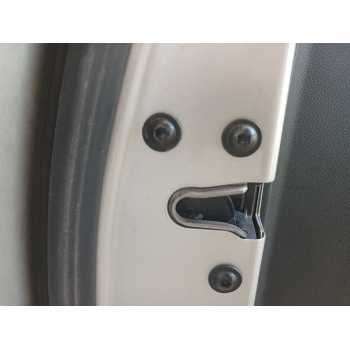 CERRADURA PUERTA TRASERA IZQUIERDA 