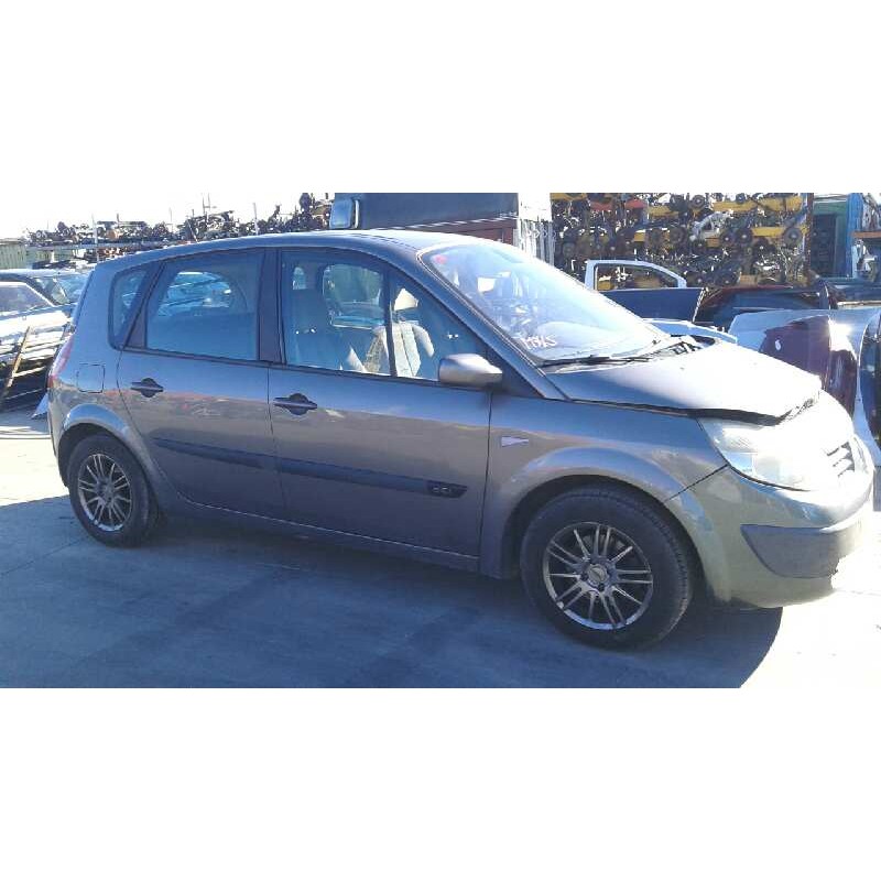 renault scenic ii del año 2004
