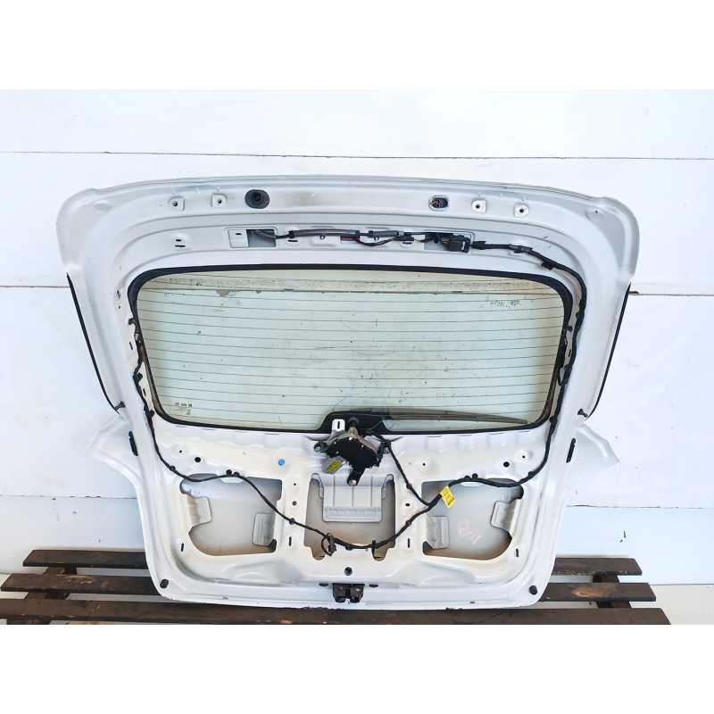 Recambio de porton trasero para chevrolet cruze hatchback (j305) 2.0 cdi referencia OEM IAM - Blanco 2