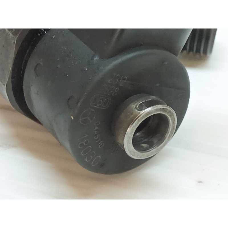 Recambio de inyector para chrysler pt cruiser (pt_) 2.2 crd referencia OEM IAM 0445110200 A6110701787 BOSCH - Granate 2