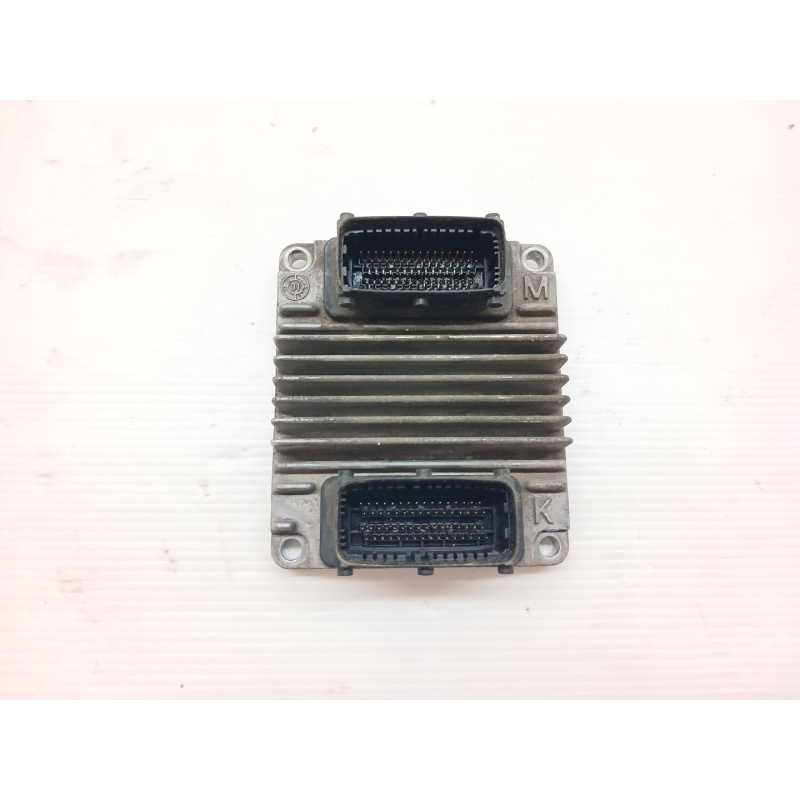 Recambio de centralita motor uce para opel corsa c (x01) 1.7 dti (f08, f68) referencia OEM IAM 8972272258 09389429 - Dorado