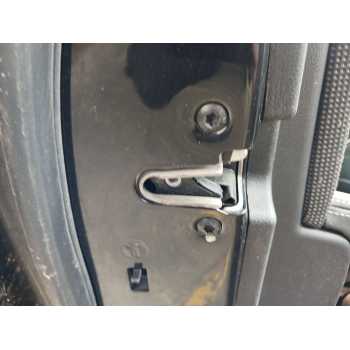 CERRADURA PUERTA TRASERA IZQUIERDA 