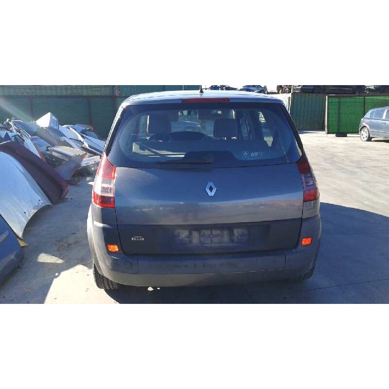 renault scenic ii del año 2004