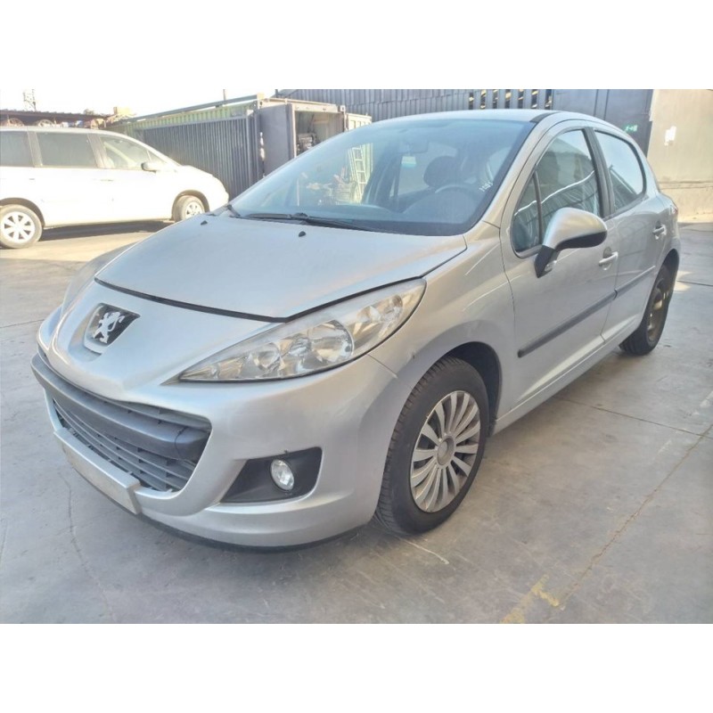 peugeot 207 del año 2010