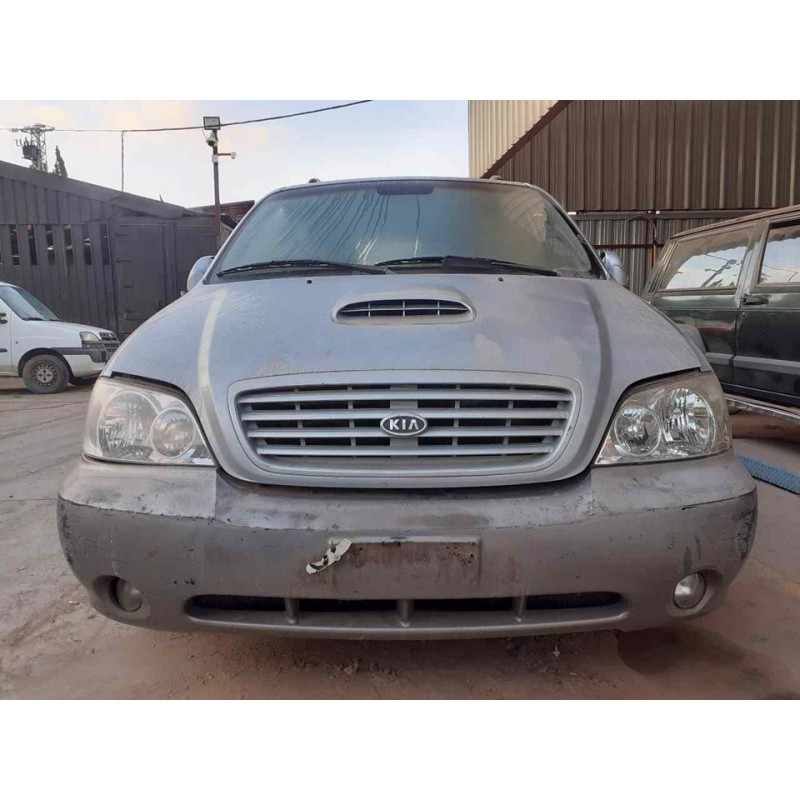 kia carnival ii del año 2002