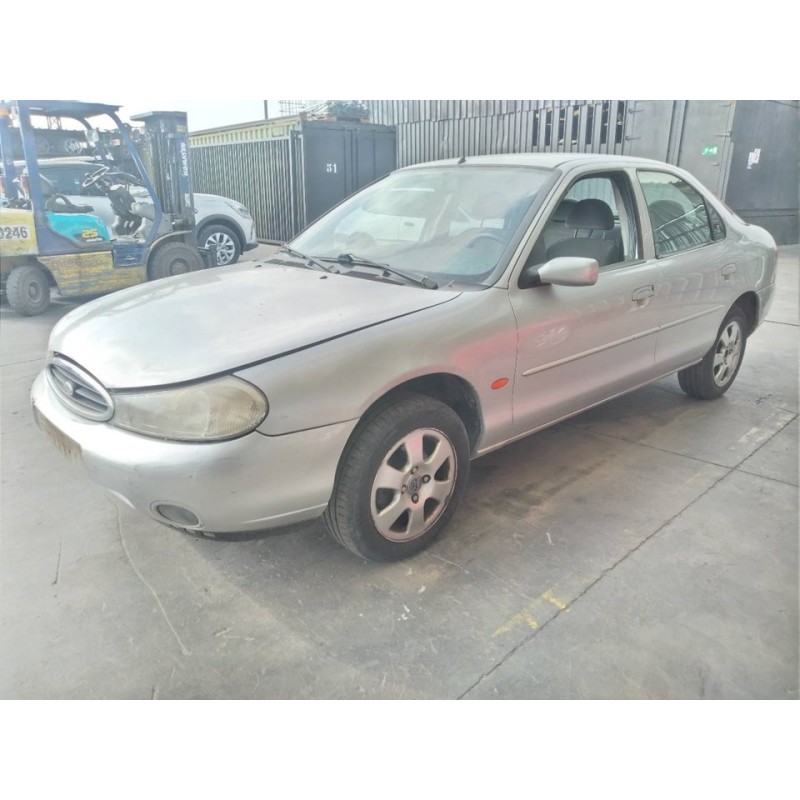 ford mondeo berlina (gd) del año 1999