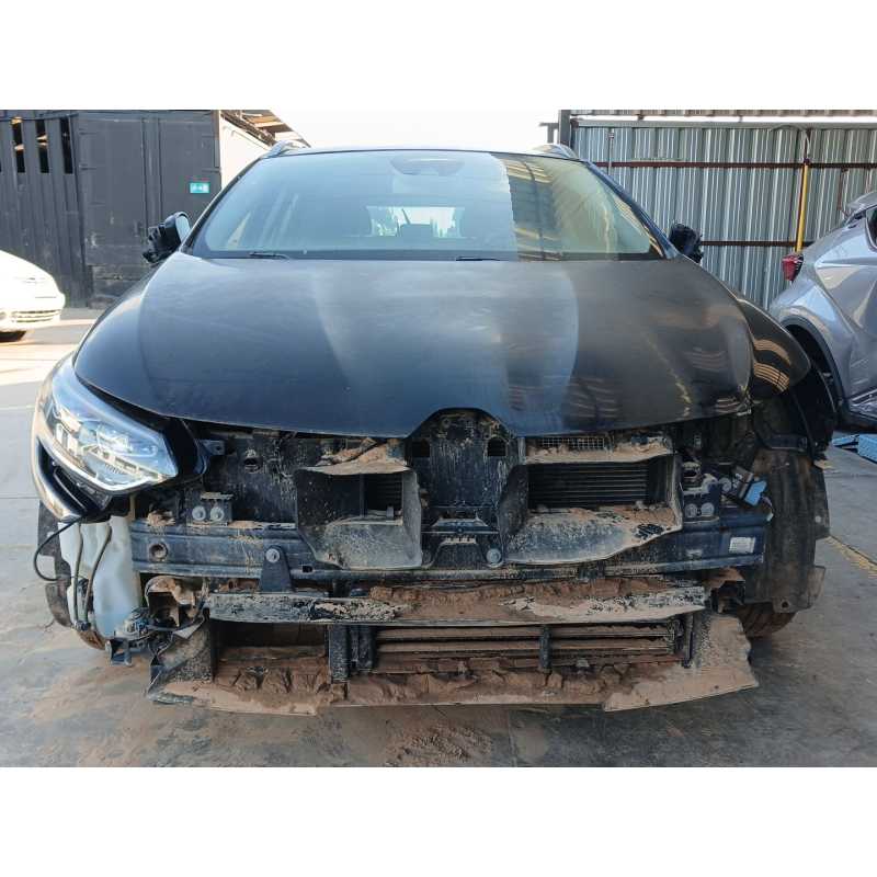 renault megane iv berlina 5p del año 2017
